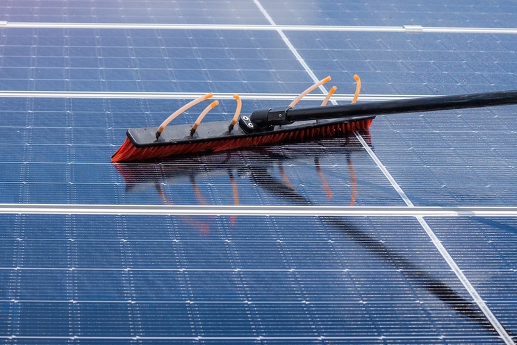 Solar Panel Cleaning